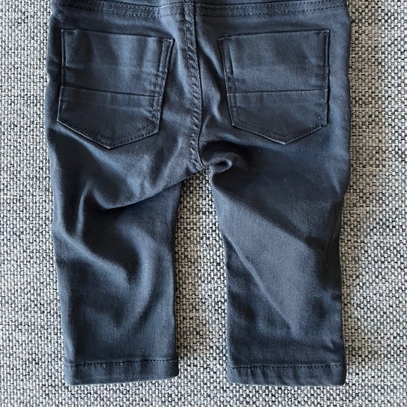 H&M | Charcoal Grey Pull-on Stretch Pants | 4-6 months - Picture 4 of 5